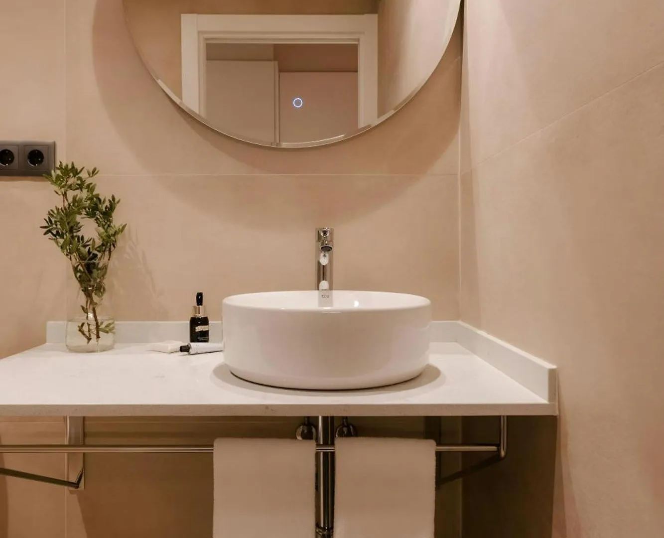 Los Arcos Hotel Gothic Quarter, Sonder By Marriott Bonvoy Barcelona
