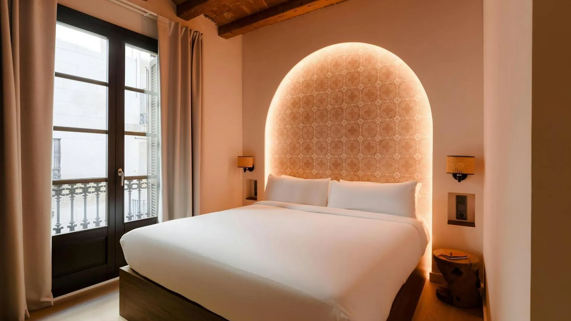 Los Arcos Hotel Gothic Quarter, Sonder By Marriott Bonvoy Barcelona 0*,  Spanje