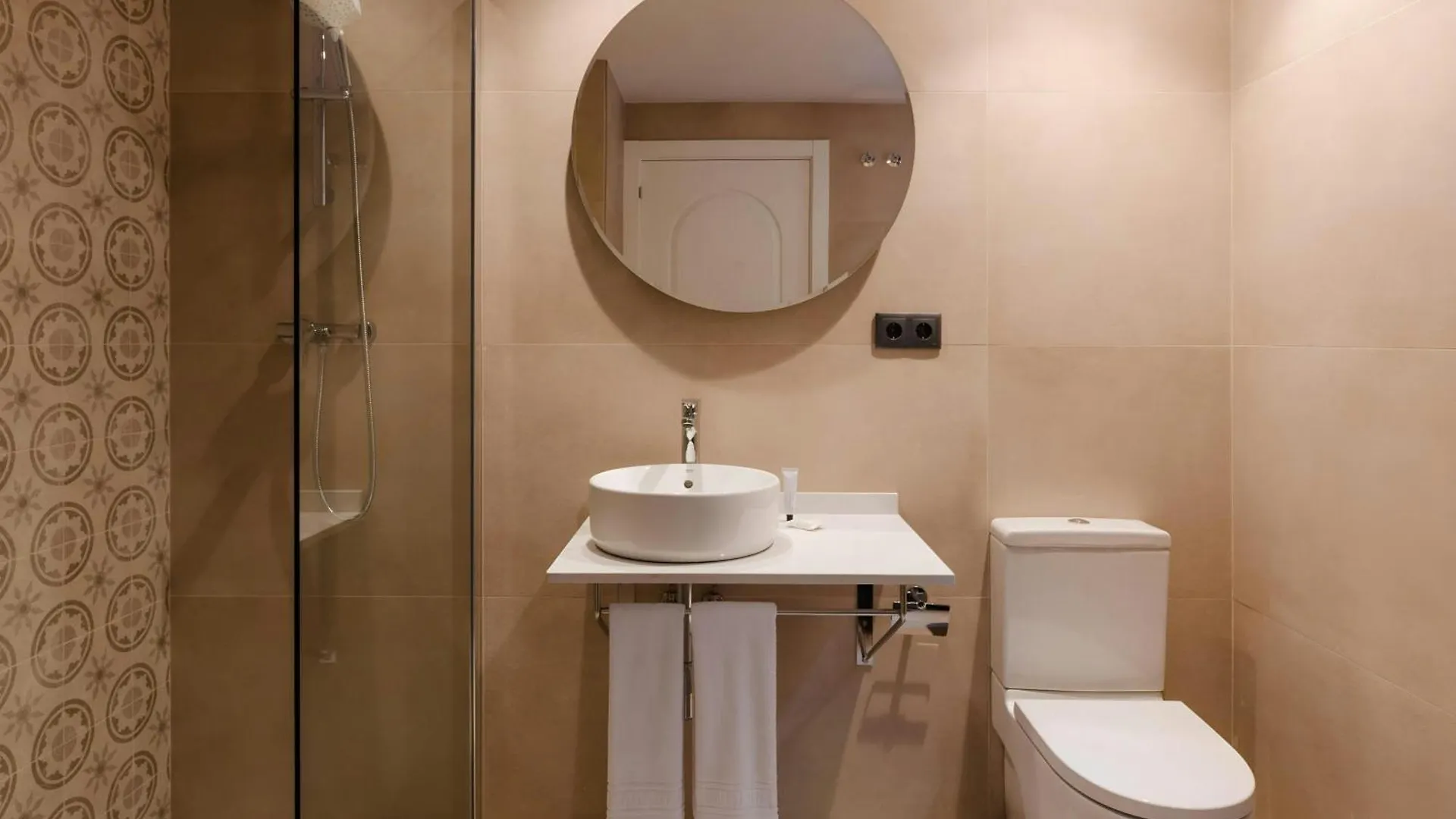 Los Arcos Hotel Gothic Quarter, Sonder By Marriott Bonvoy Barcelona