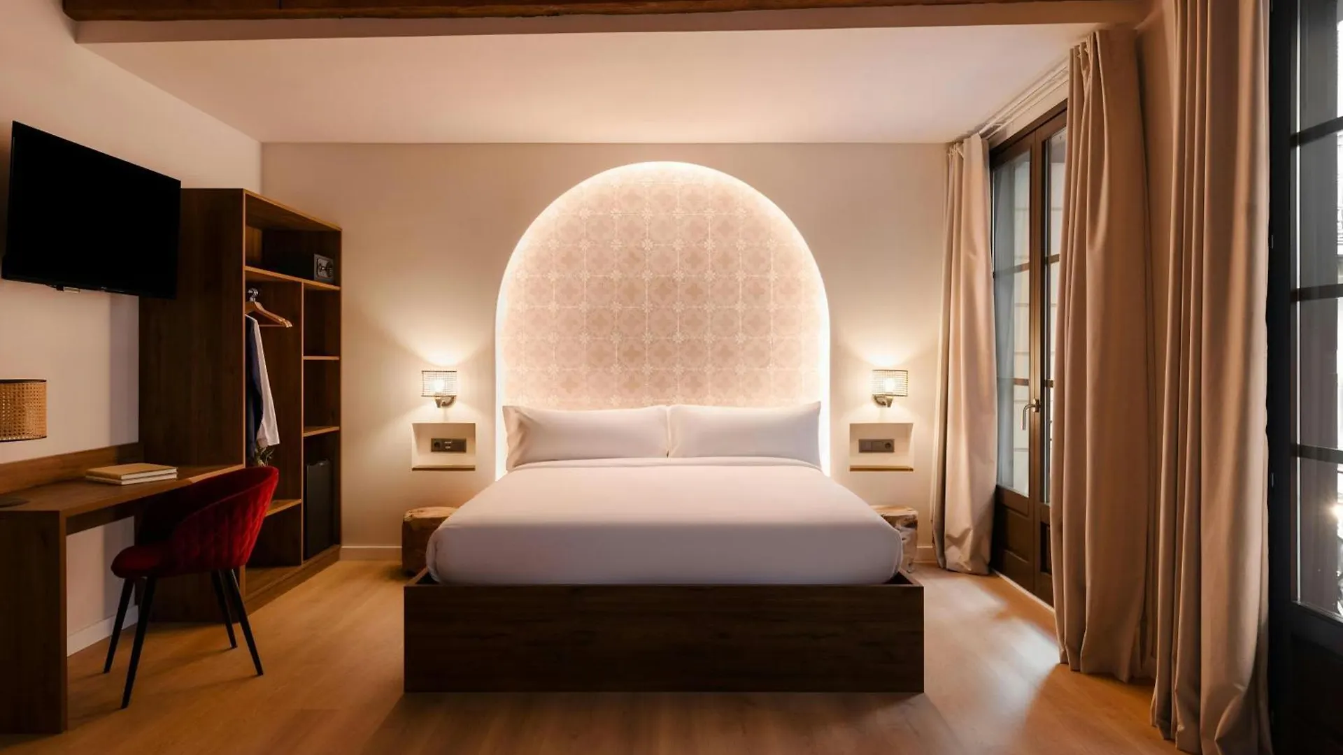 Los Arcos Hotel Gothic Quarter, Sonder By Marriott Bonvoy Барселона