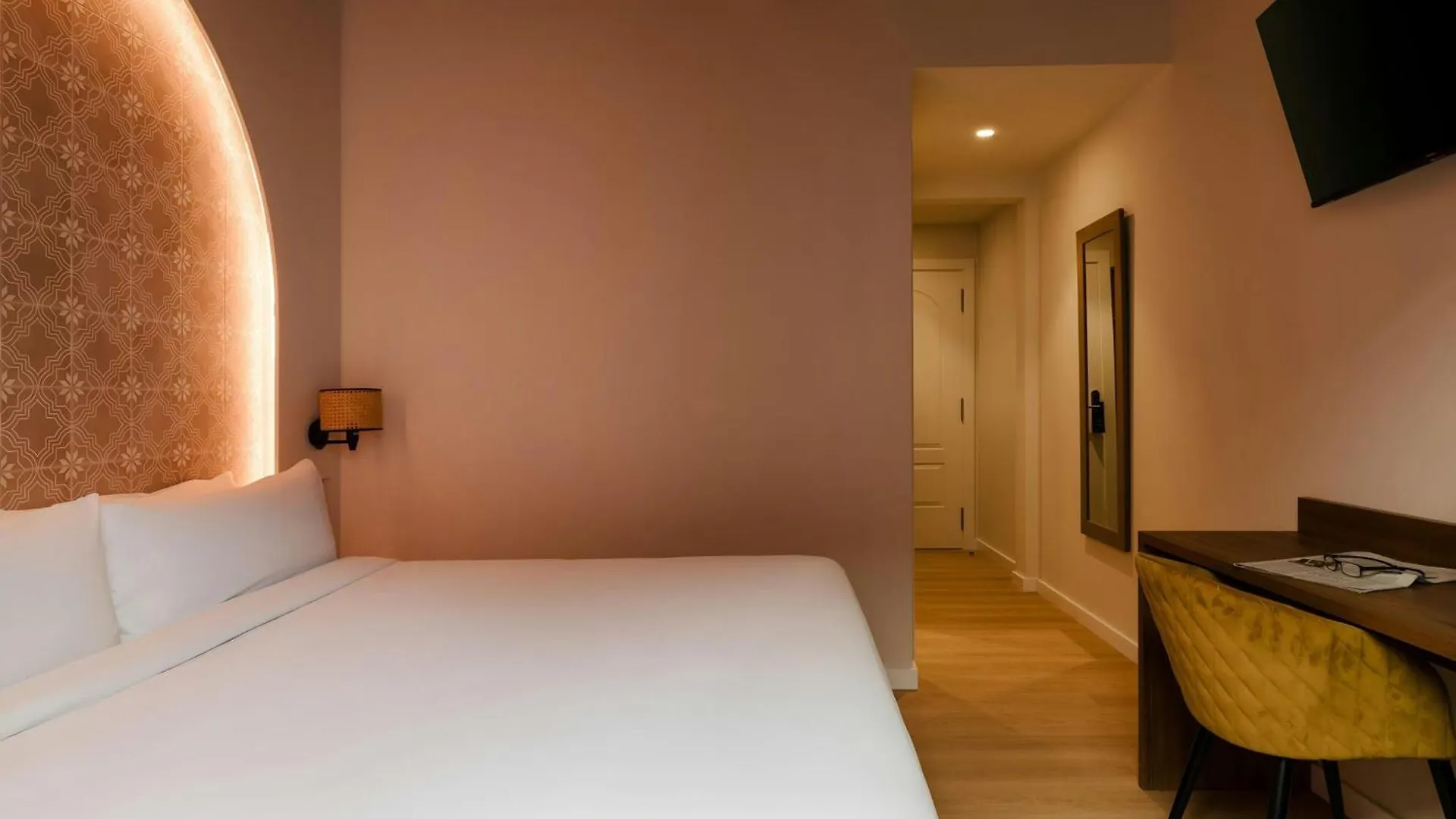 Los Arcos Hotel Gothic Quarter, Sonder By Marriott Bonvoy Barcelona